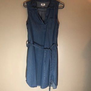 Sleeveless V knotch denim dress